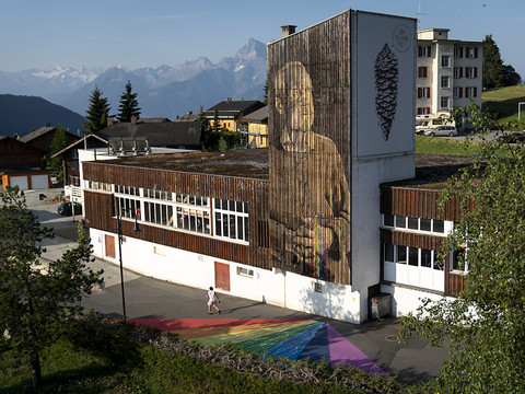 Festival d'art en plein air: à Leysin, il ponce comme il dessine
