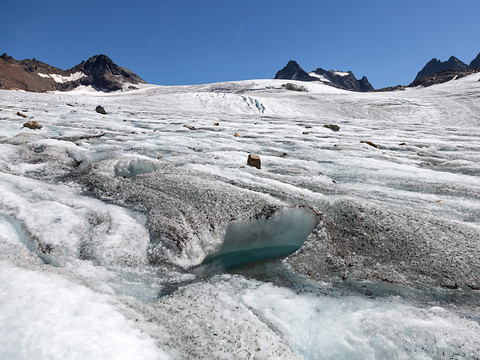 Malgré la canicule, les glaciers ont vécu un bon début d'année