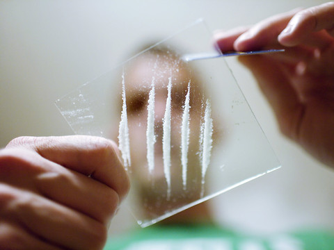Une tonne de cocaïne saisie en Suisse et à Hong-Kong