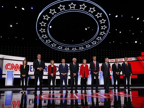 Warren et Sanders sous le feu des démocrates modérés lors du débat