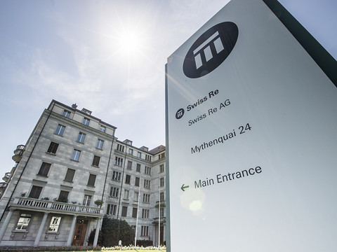 Swiss Re frôle le milliard de bénéfice au premier semestre