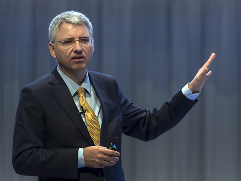 Roche repousse encore l'échéance pour son offre sur Spark