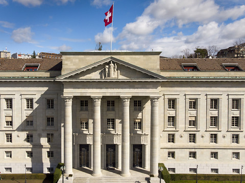 Fribourg: le Tribunal cantonal doit admettre un recours en allemand
