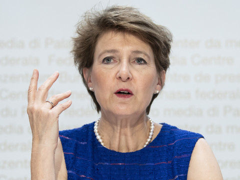 Simonetta Sommaruga en visite en Gruyère pour la fête nationale