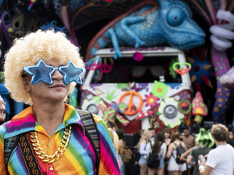 Zurich se prépare à une 28e Street Parade colorée et rassembleuse