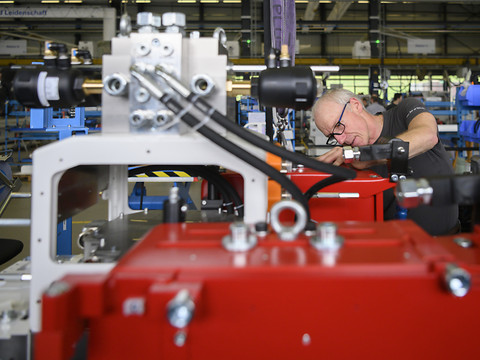 Hausse prévue des effectifs, sauf dans l'industrie