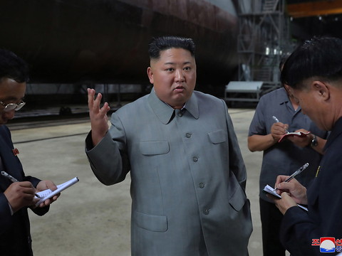 Kim qualifie les tirs nord-coréens d'