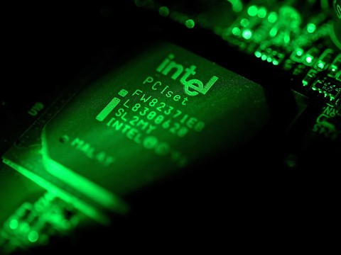 Une nouvelle faille de sécurité dans les microprocesseurs Intel