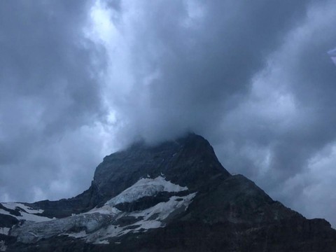 Un Sud-coréen perd la vie au Cervin