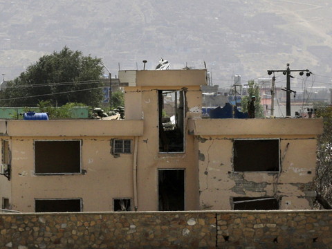 Afghanistan: attentat des talibans à Kaboul, au moins 14 morts