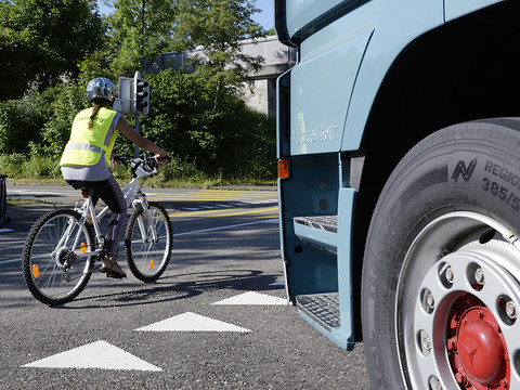 Attention aux comportement imprévisibles des enfants sur la route