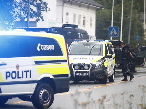 Norvège -Fusillade dans une mosquée: tentative d'attaque terroriste
