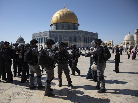 Heurts sur l'esplanade des Mosquées à Jérusalem