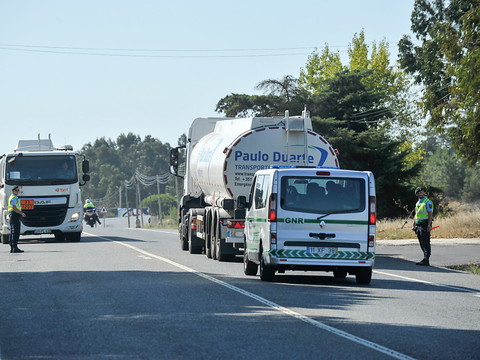 Portugal: escorte pour ravitailler les pompes au début d'une grève