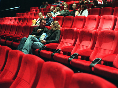 Moins de cinémas, mais pas moins de salles en Suisse