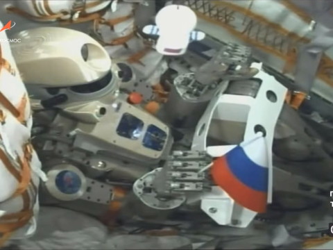 Soyouz et le robot humanoïde ne parviennent pas à s'arrimer