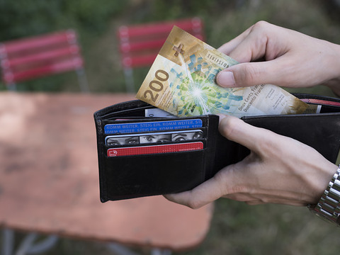 L'OFS prévoit une progression de 0,5% des salaires nominaux en 2019