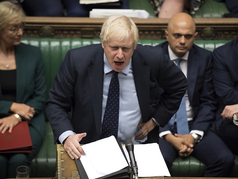 Johnson prépare des élections après une défaite au Parlement