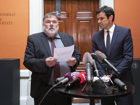 La commission ne soutient pas la réélection de Michael Lauber