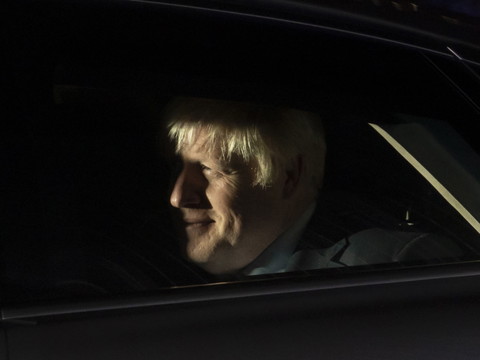 Pas d'obstruction de Johnson au texte demandant un report du Brexit