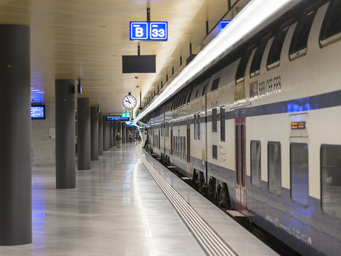 Il avait poussé une femme sous un train: condamnation définitive