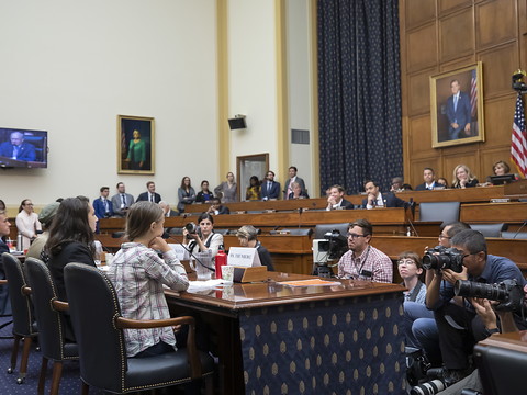 Greta Thunberg interpelle le Congrès américain et exige des actions