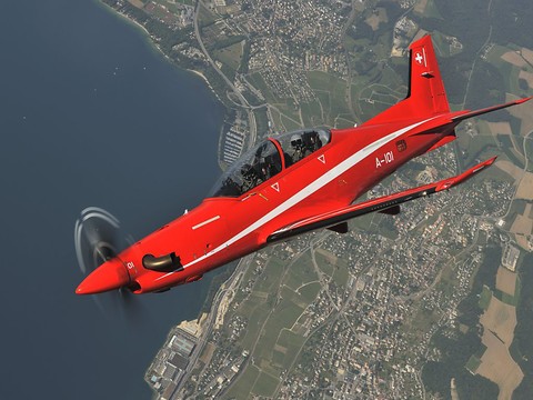 Pilatus obtient l'effet suspensif face au DFAE