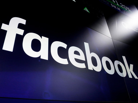 Facebook exempte les politiques de 