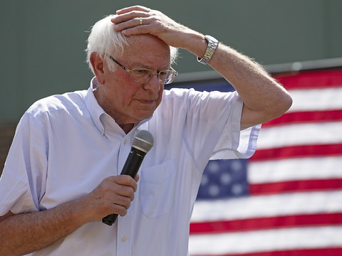 Bernie Sanders suspend sa campagne pour des raisons de santé