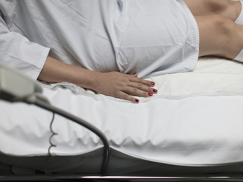 Serviette hygiénique intelligente pour éviter des hospitalisations