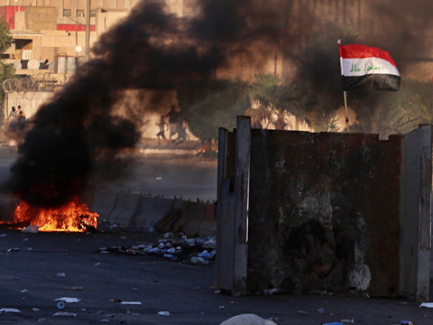 Bagdad annonce des mesures sociales pour calmer la protestation