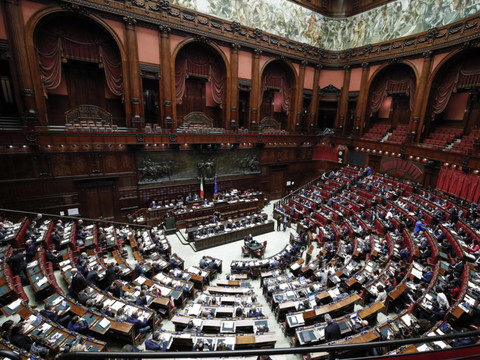 L'Italie va réduire drastiquement le nombre de ses parlementaires