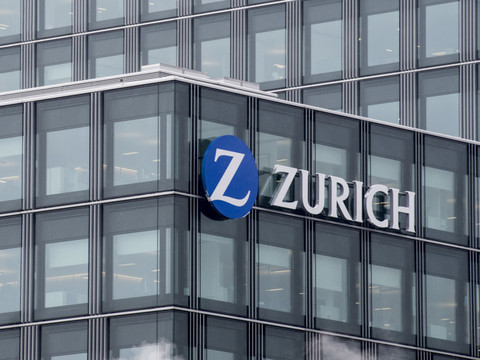 Zurich introduit un congé paternité jusqu'à 16 semaines en Suisse