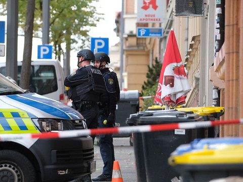 Deux morts dans une attaque 