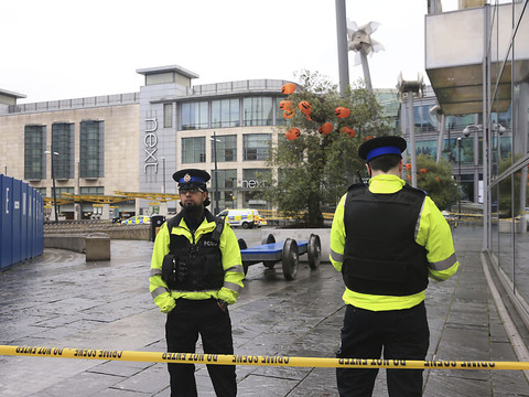 Attaque à l'arme blanche à Manchester: police antiterroriste saisie