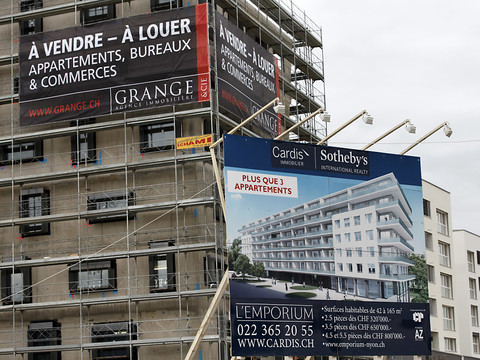 Hausse des prix des maisons et logements en propriété durant l'été