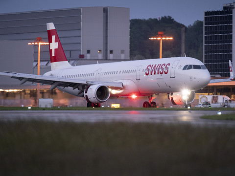 Demi-tour d'un vol Swiss Zurich-Rome juste après le décollage