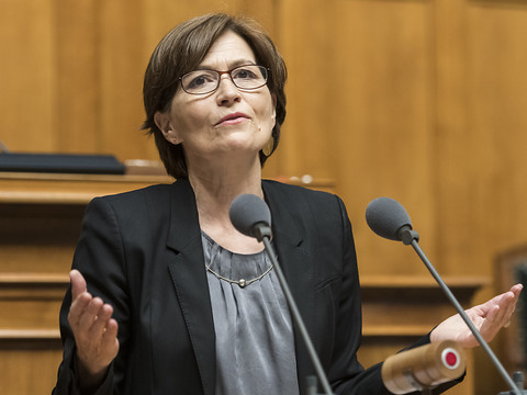 Les Verts et le PVL veulent recomposer le Conseil fédéral