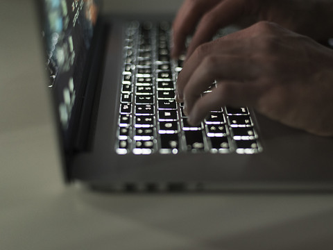 Plus de la moitié des utilisateurs d'internet s'autocensurent