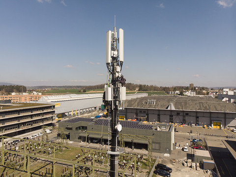 Téléphonie mobile: contrôle des valeurs d'émission en vue