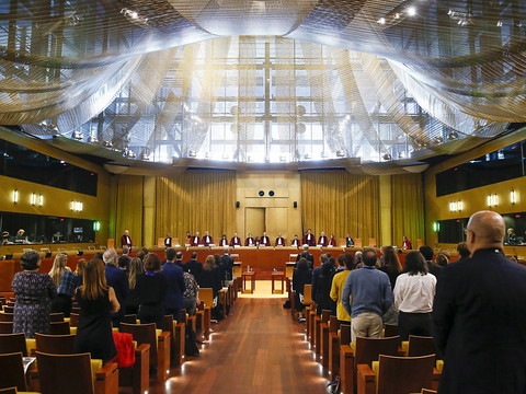 Pologne: la réforme de la retraite des magistrats viole le droit européen