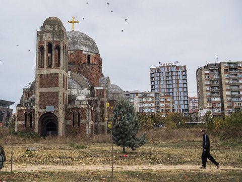 La Swisscoy a 20 ans - De la reconstruction à la surveillance