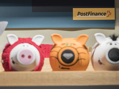 Postfinance abaisse le seuil pour les taux négatifs