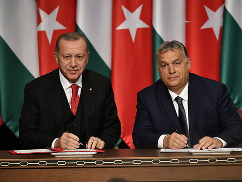 Erdogan menace d'