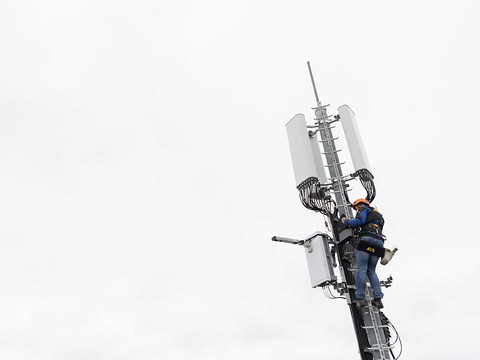 Le Grand Conseil valaisan refuse un moratoire sur la 5G