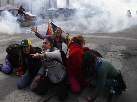 Pro-Morales tués, Añez menace son prédécesseur de poursuites