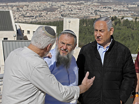 Colonies: Israël jubile, les Palestiniens amers
