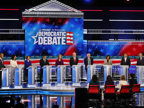 Débat télé: les démocrates divisés entre modérés et progressistes