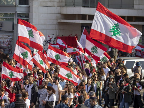 Les Libanais dans la rue dans l'espoir d'une nouvelle 