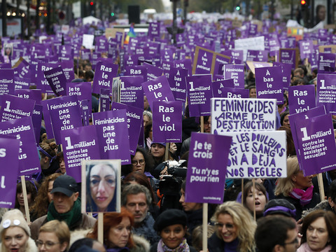 Violences envers les femmes: 49'000 manifestants à Paris